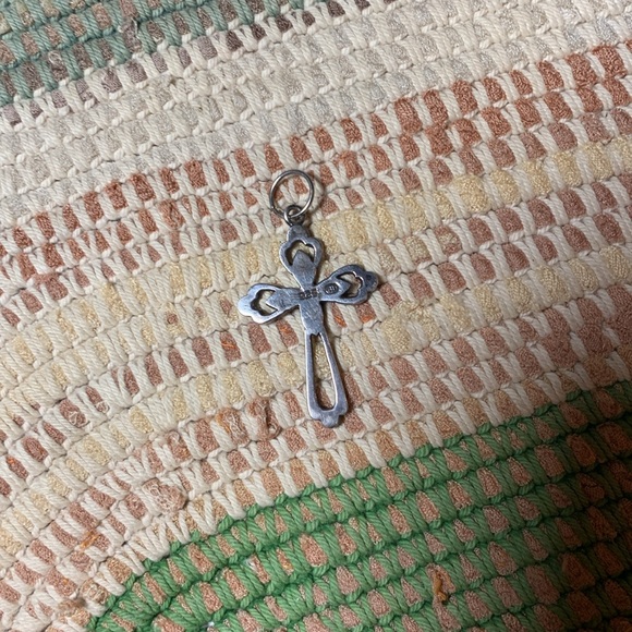 Vintage 025 Sterling Silver Marquisite Cross Pendant - Picture 10 of 12